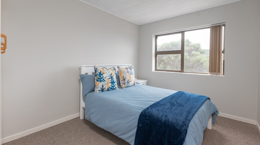 6 Bedroom Property for Sale in Agulhas Western Cape